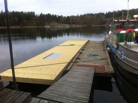 gammal-brygga-bort-ny-brygga-dit