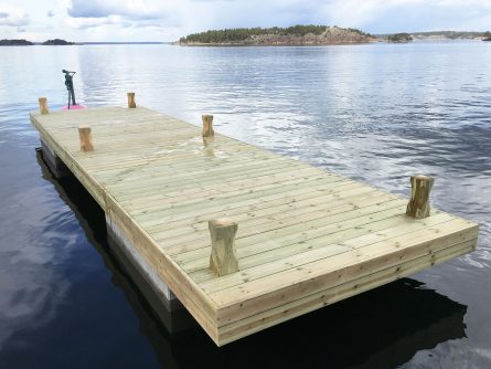 trabetongbrygga-i-vantan-pa-utlaggning